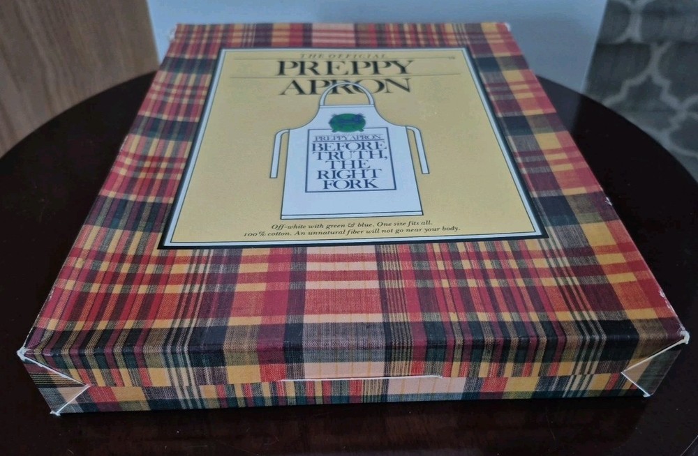 "The Official Preppy Apron Before Truth, The Right Fork" 1981 (NIB)
