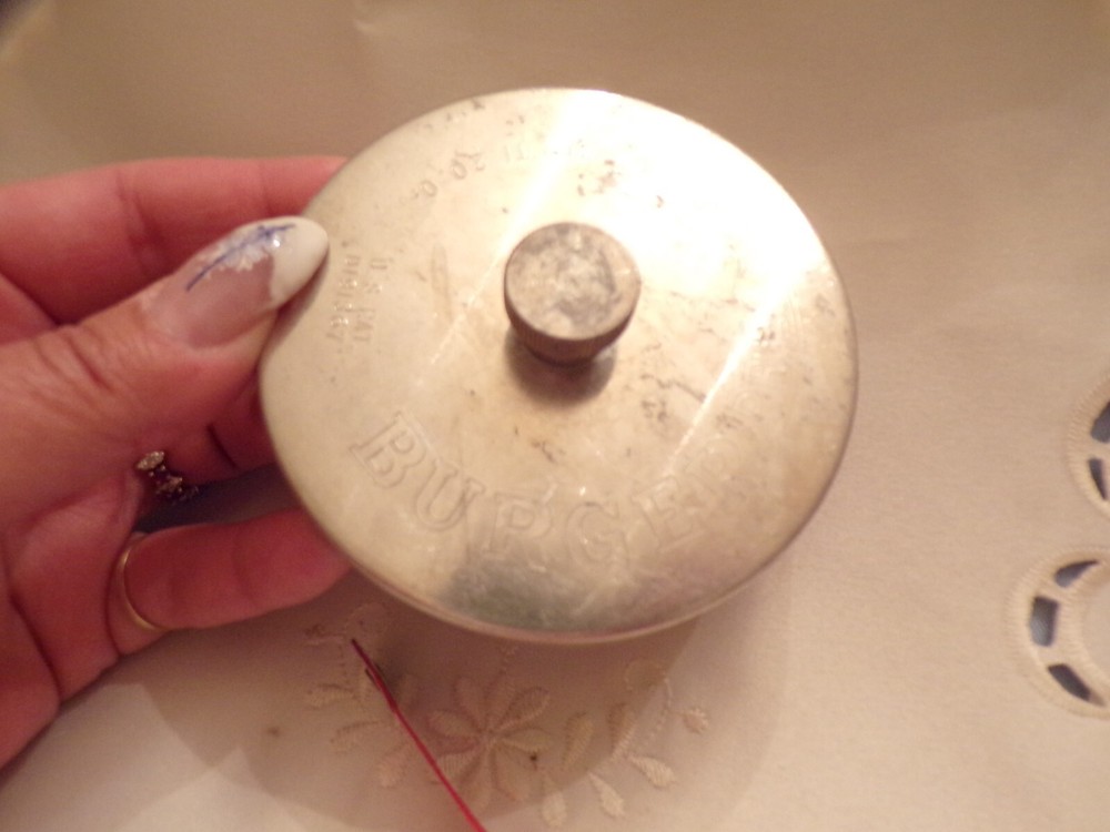 VTG Metal Burger Press