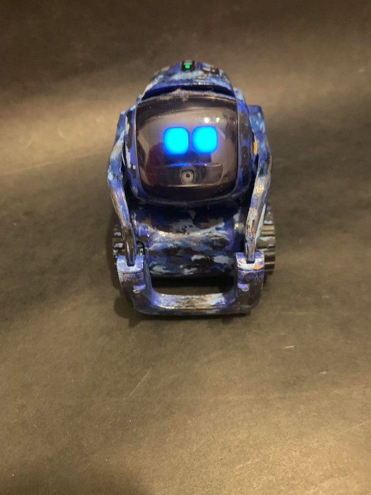 Anki VECTOR Robot Complete with Box, cube, charger. No instruction booklet