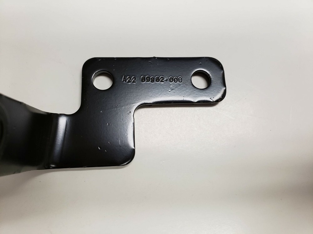 A22-69862-000 FREIGHTLINER BRACKET AC-H02 MID PIPE