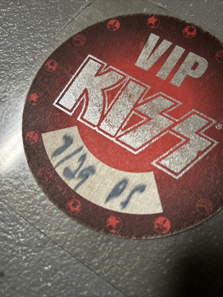 Vintage KISS VIP PASS dated 8/29