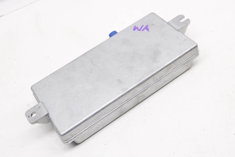 2011-2015 BMW ALPINA B7L - Backup Camera Control Module 9302256