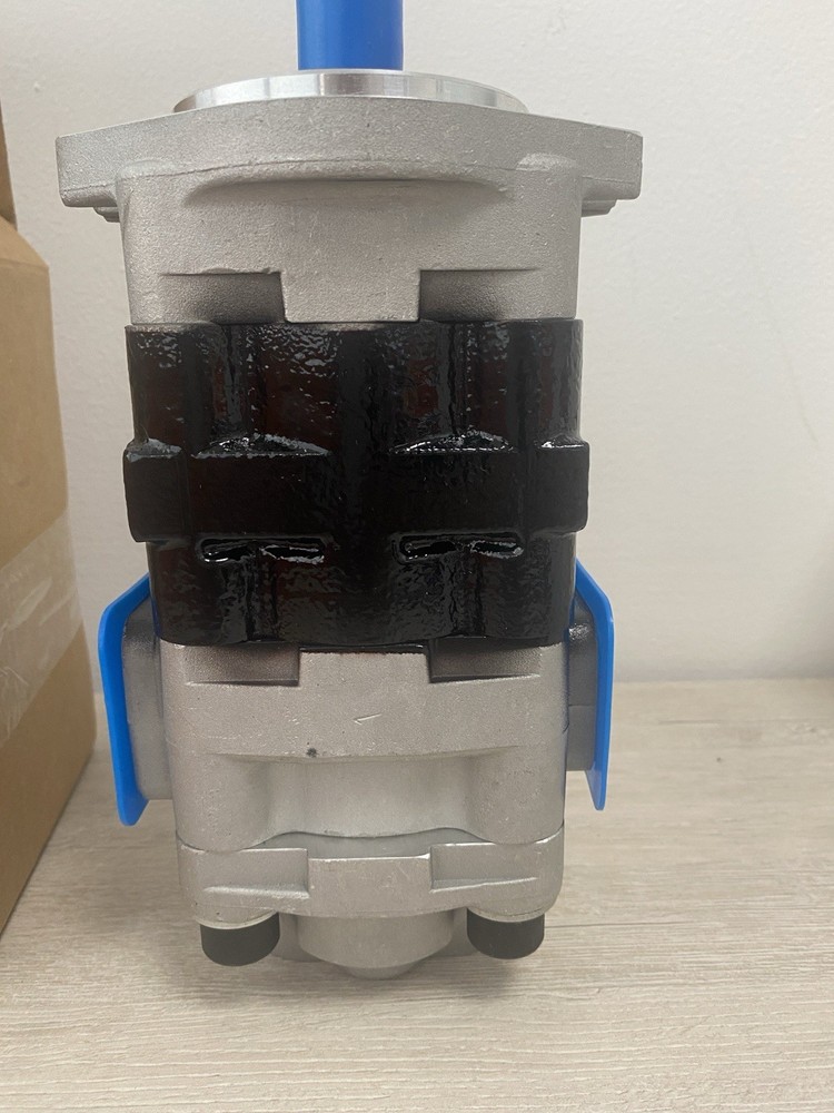 Hydraulic Pump TY67120-30520-71