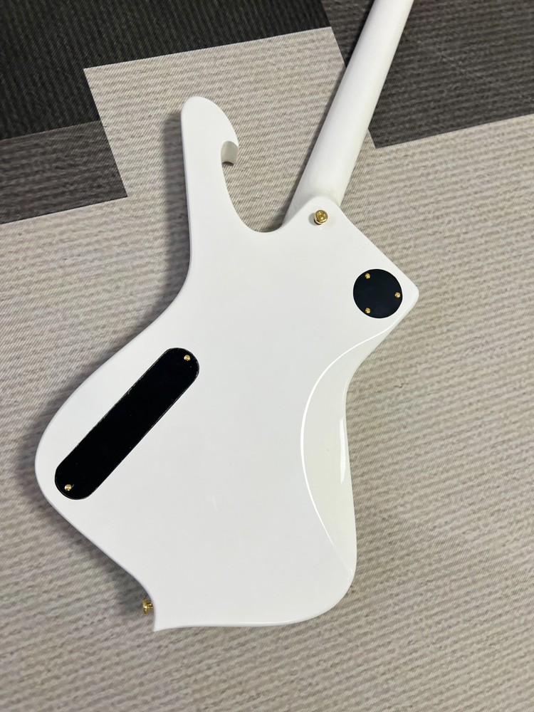 Iceman Electric Guitar Solid Body White with Gold Hardware HH Pickups
