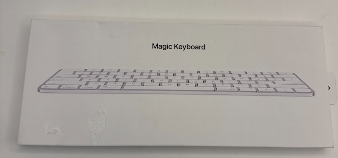 Apple Magic Keyboard Bluetooth Wireless with (usb c charging port) 2024 Genuine