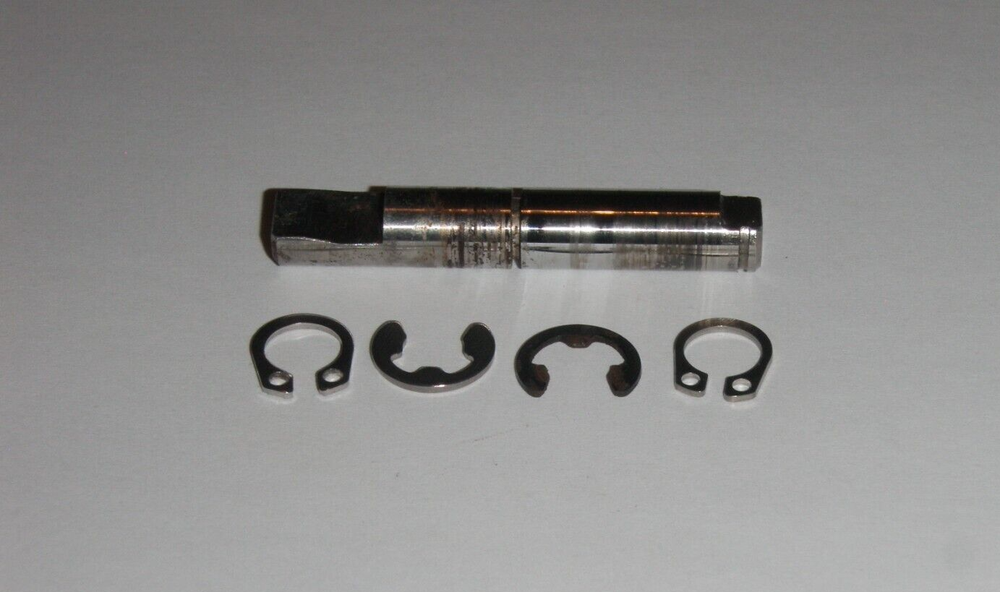 Shaft for Pan in Breadman Bread Maker Model TR2200C (3-rivet pan version only)