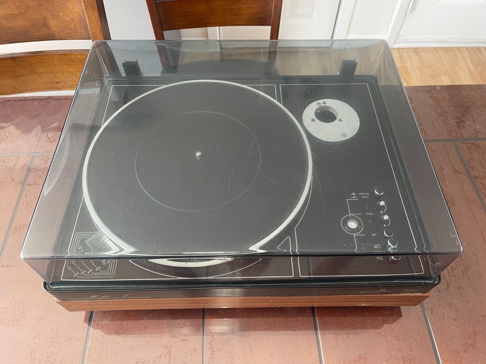 HIGH-END ariston audio RD11 model E series belt drive/auto stop TURNTABLE