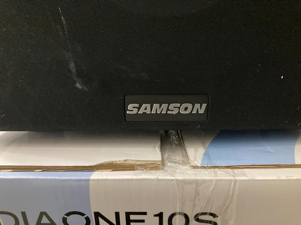 Samson MediaOne 10S 10" 100 Watt Powered Studio Subwoofer Variable Crossover Sub