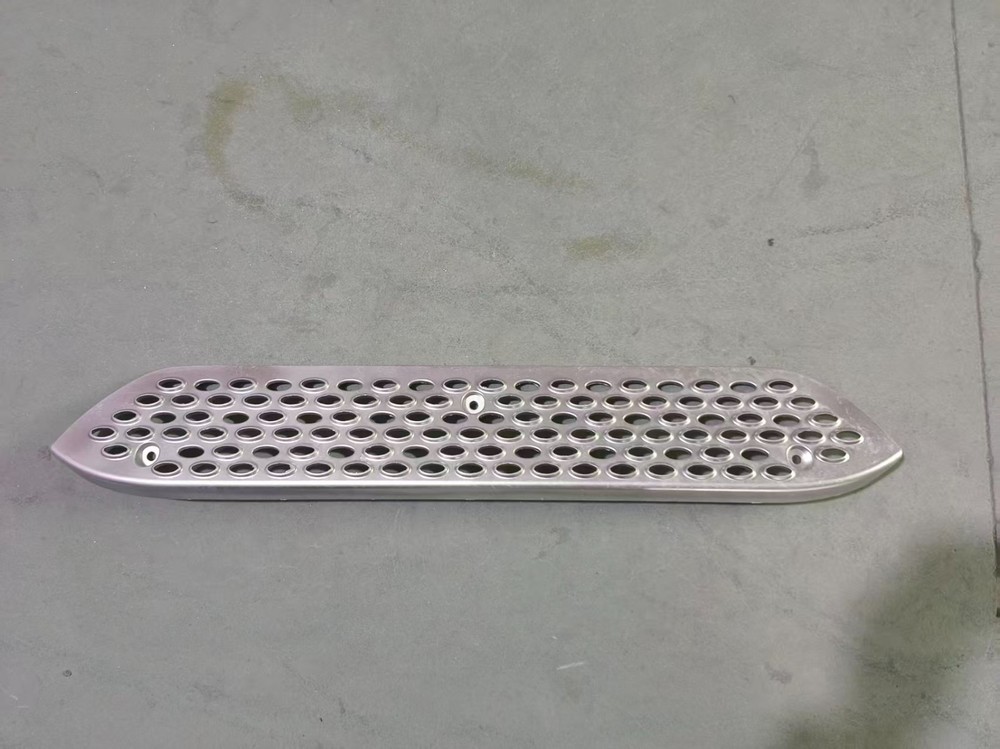 Front Fairing Lower Aluminum Step Peterbilt 579 2023+
