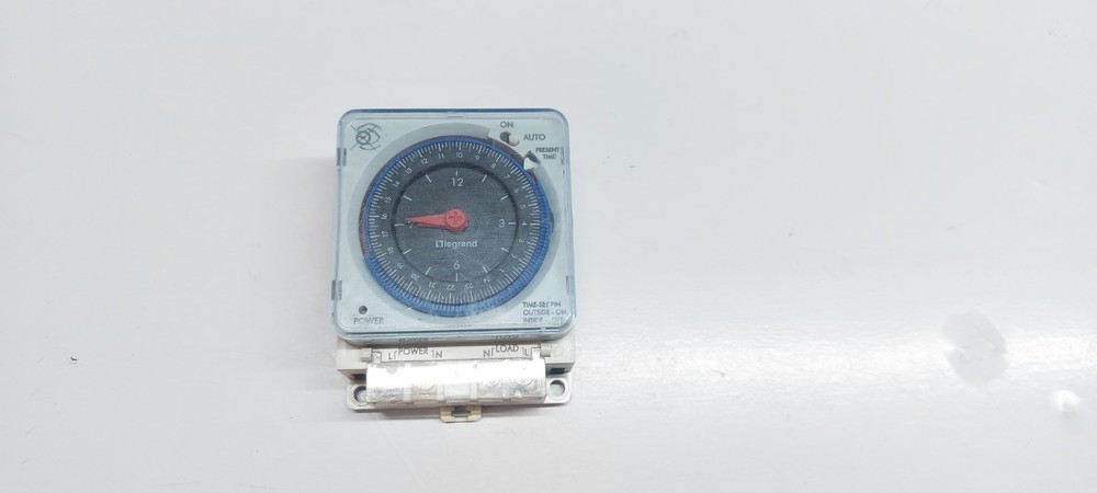 Legrand 649 915 Maxirec 4qt Surface Mounting Time Switch