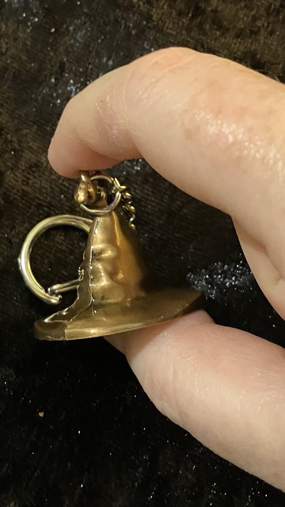 The Sorting Hat Keyring Harry Potter Gift