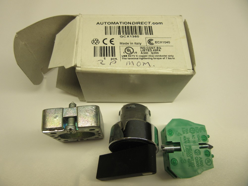 AutomationDirect GCX1360 Selector Switch 2 Position Spring Return 1 N.O. NEW!!!