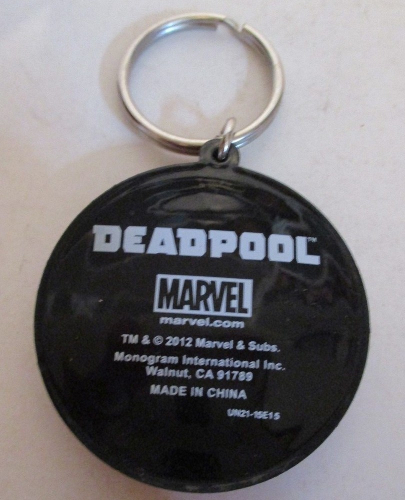MARVEL COMICS DEADPOOL COMIC BOOK HERO LOGO SILICONE KEY RING KEYCHAIN 2012