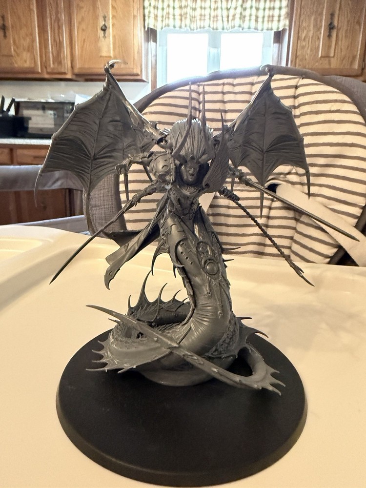 Games Workshop Warhammer Fulgrim Primarch  Unpainted Miniature