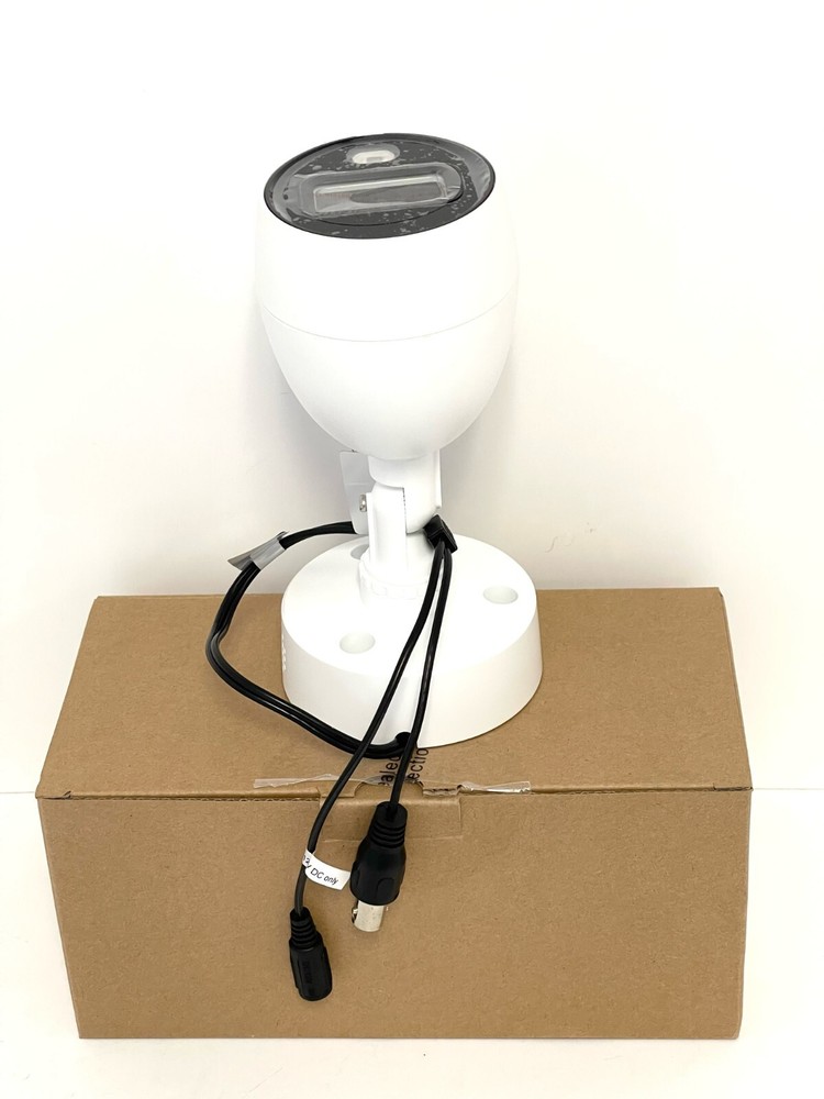 Lorex Technology C883DA 4K Ultra HD Active Deterrence Security Camera