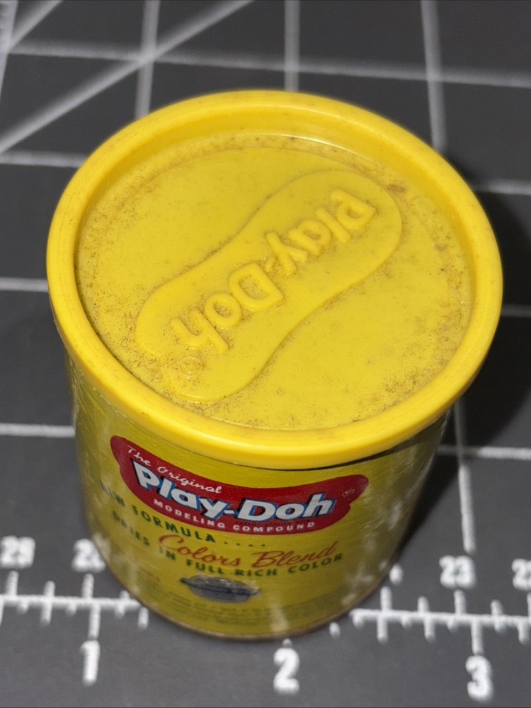 2 Original Play-Doh Vintage Empty 1962 2 Oz Cans