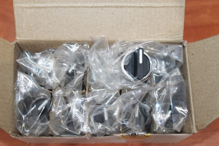 DANFOSS RB2-BD3 SEL SW 2 POS BLACK STD HANDLE