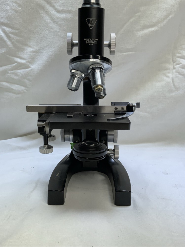 Bausch & Lomb Optical Co. Microscope