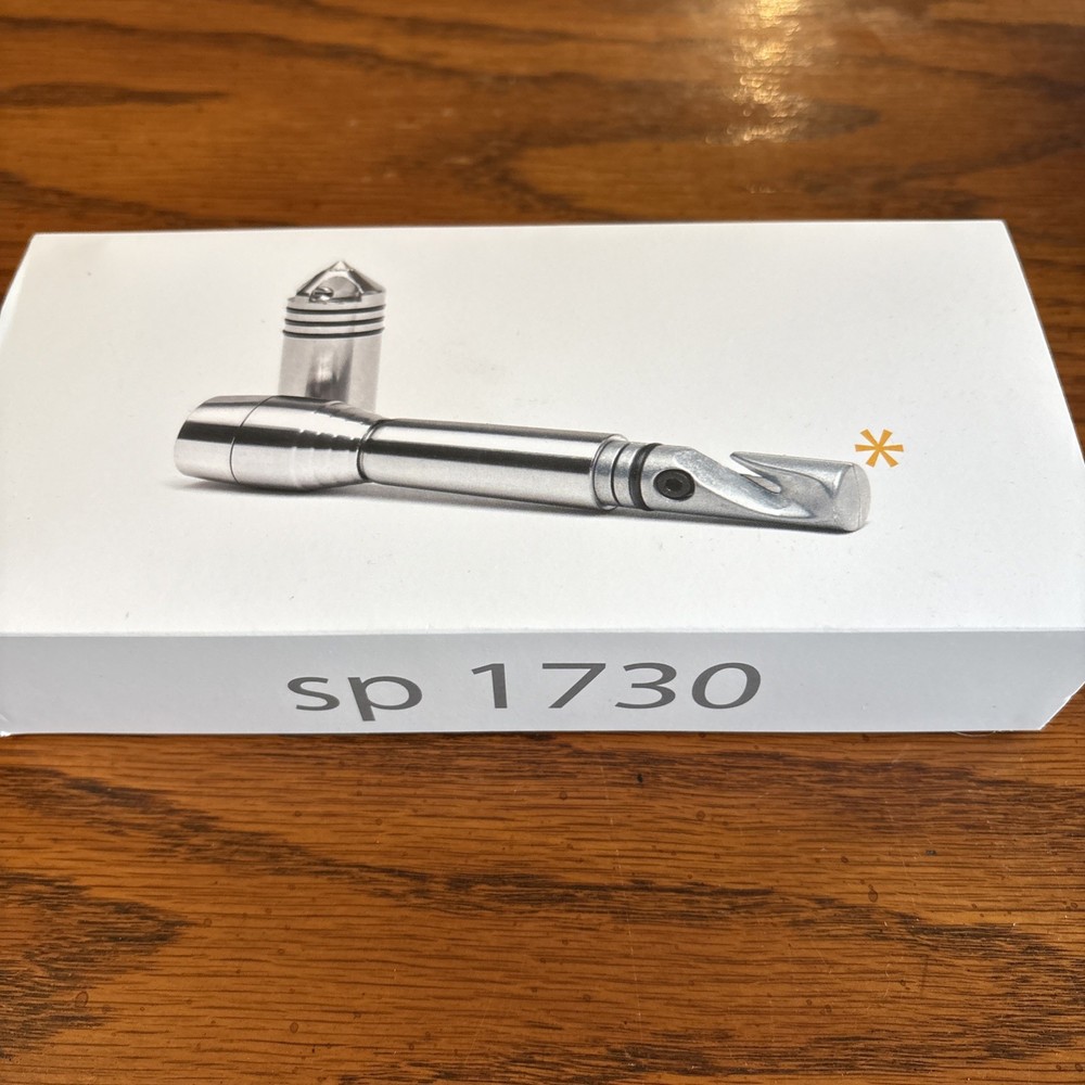 Nuvilite Tek 1730 Emergency Led Flashlight