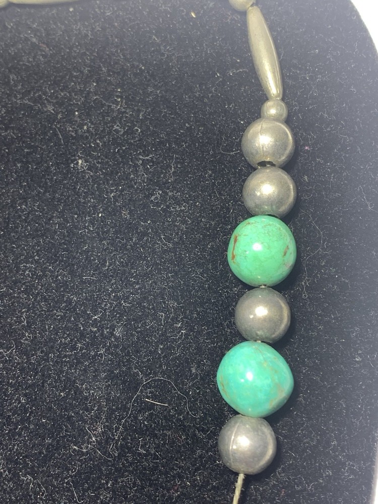 Use Silver Plate And Turquoise Beads Necklace