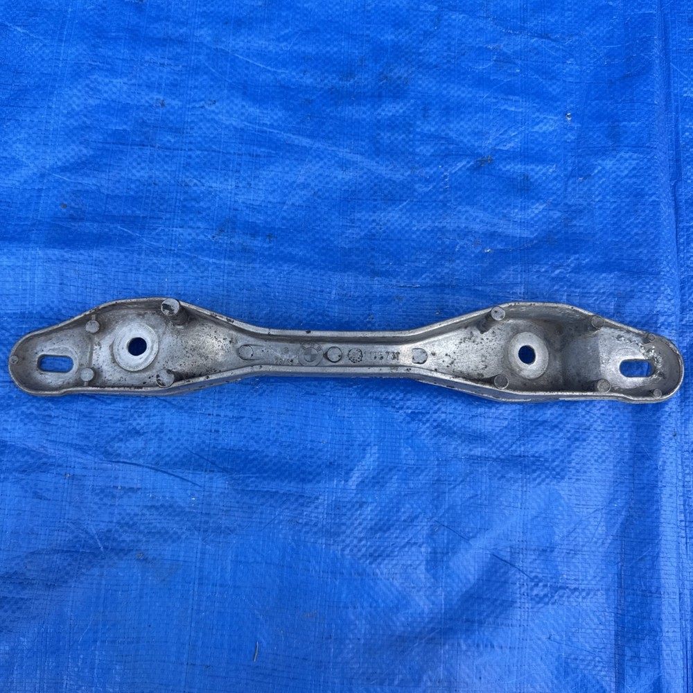 BMW E12 E24 E28 Manual Transmission Crossmember OEM 2371 1175731