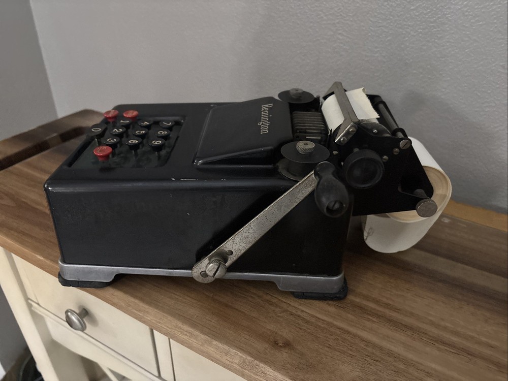 Remington Rand Manual Adding Calculating Bookkeeping Adding Machine USA Video