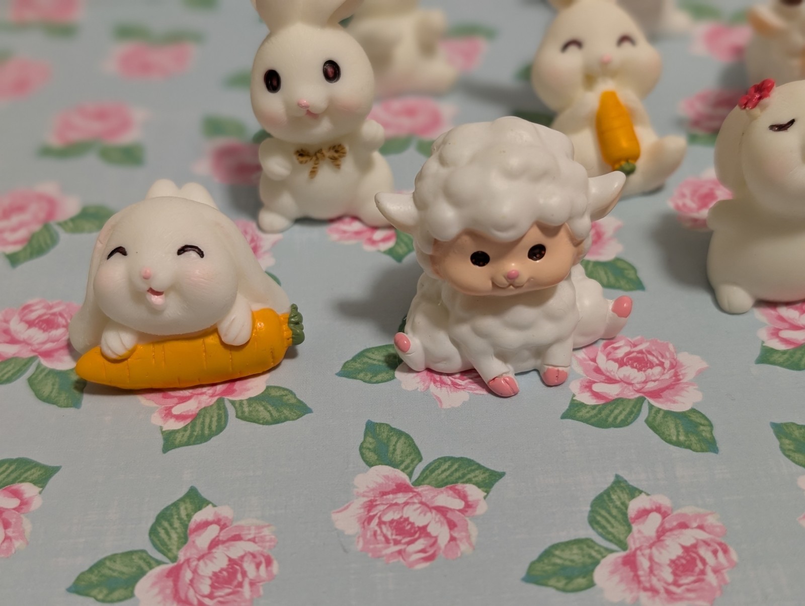10 Miniature Bunny Rabbit Lambs Figures 1"-1.5
