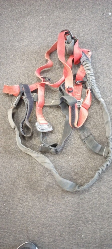 USED Bashlin Body Harness HEIGHT 5'8- 6.3"