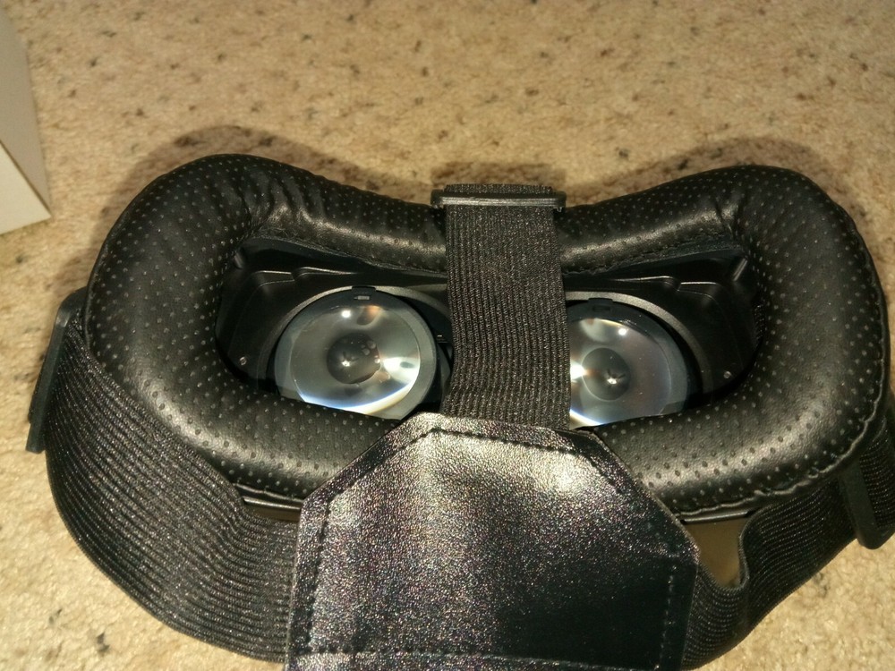 VR Box Virtual Reality Headset Glasses Goggles with remote Iphone Android