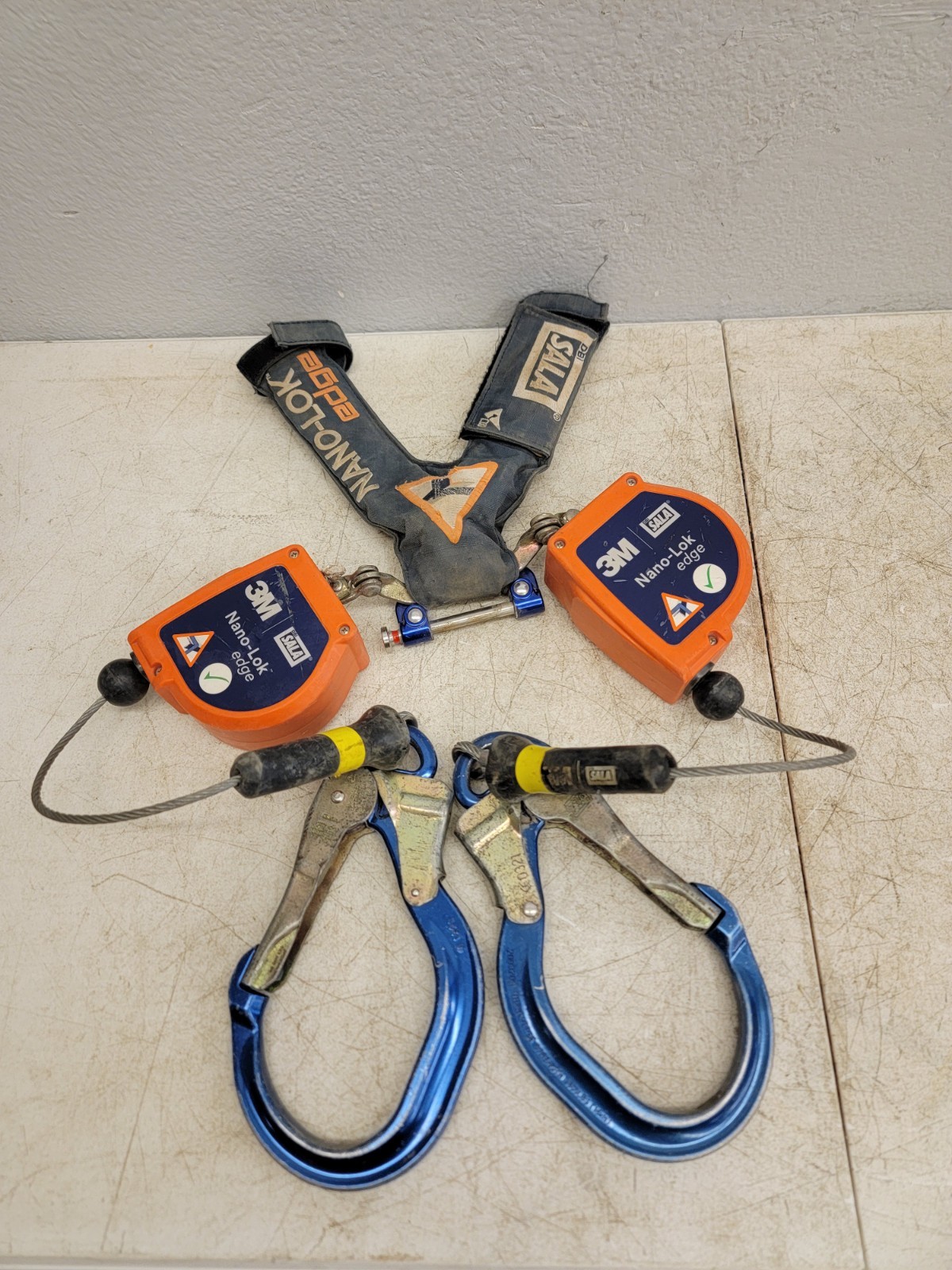 3M DBI SALA NANO-LOK 8' EDGE 3500231 DUAL LEG SELF RETRACTING LIFELINE LANYARD👁