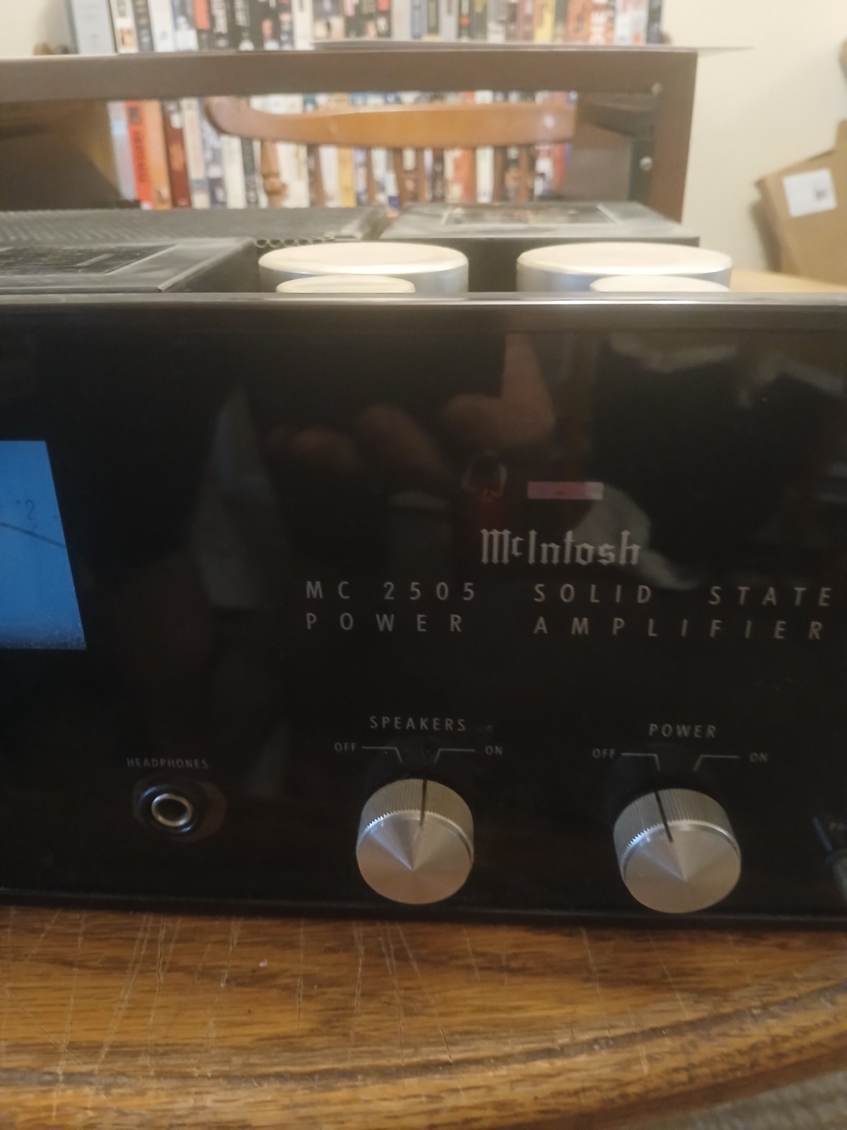 Mcintosh Amplifier Mc 2505 In Working Condition With Wood Case And Manual