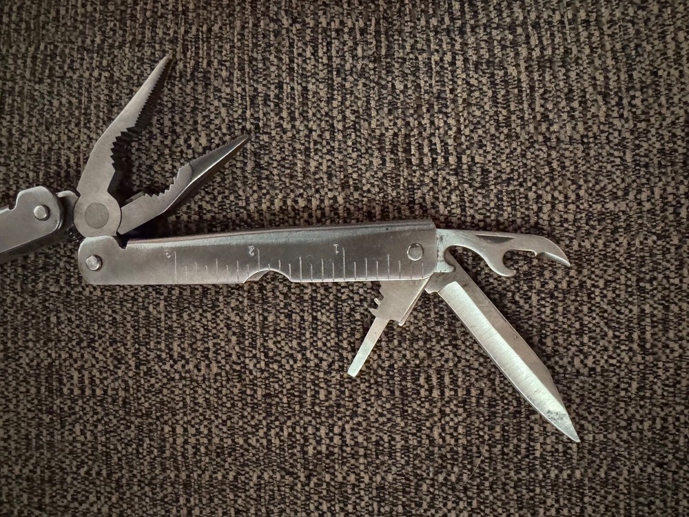 Snap-on Multipurpose Tool and Case