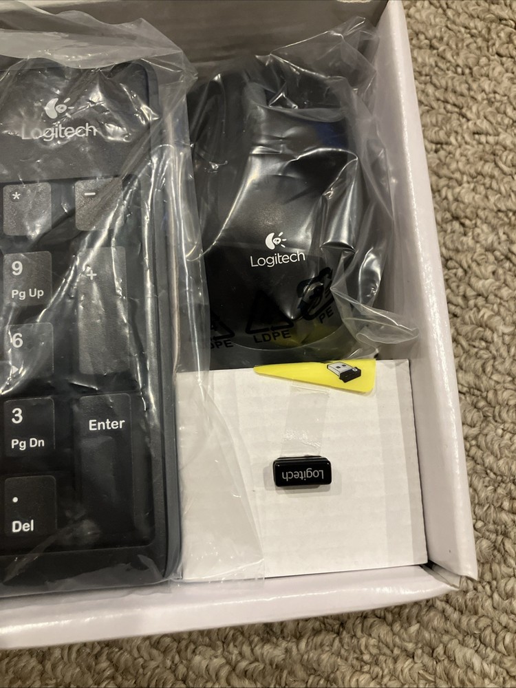 Logitech mk270 Wireless Combo Keyboard & Mouse Pre-Owned Tested Working