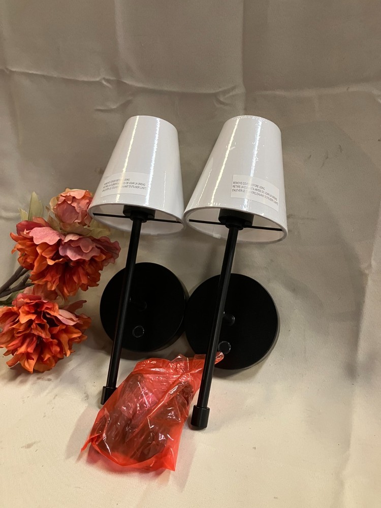 Globe Electric Wireless Rechargeable LED Integrated Wall Sconce (2 Pack)
