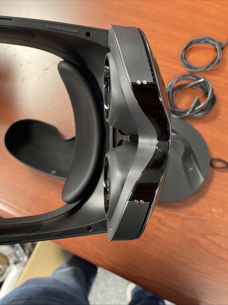 Official Meta Quest Pro 256GB VR (HEADSET ONLY) TESTED