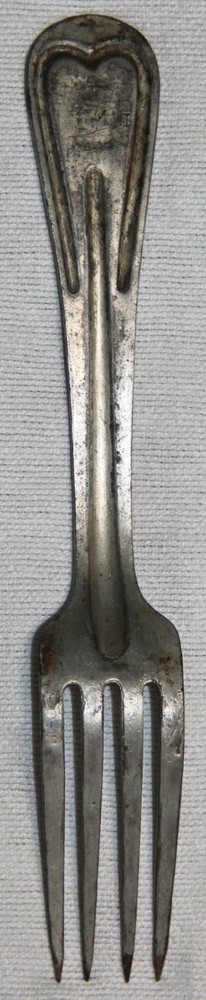ORIGINAL WWI 1917 DATED MESS KIT WITH FORK
