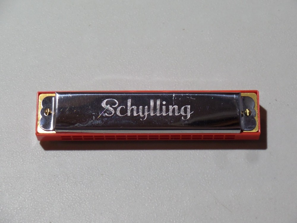 2017 SCHYLLING Harmonica in Box Get Your Toes A Tappin!