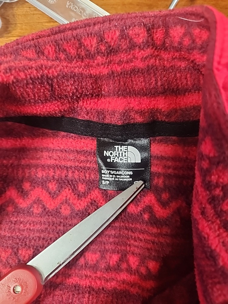 Boys Small Northface Fleece Jacket. Pullover In Great Condition.