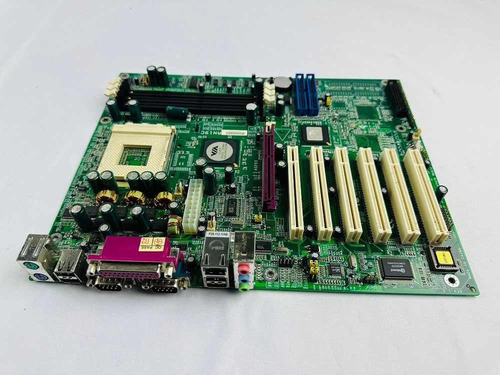 FIC AN19C Motherboard