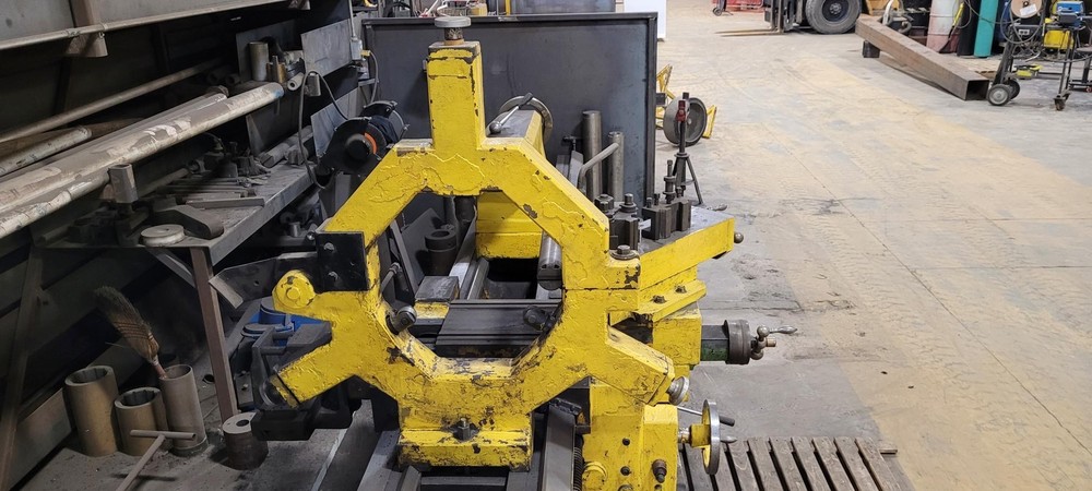 TARNIO TACCHI FTA 41 GAP-BED ENGINE LATHE