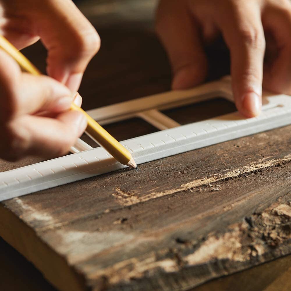 FISKARS Crafts DIY Precision 7" Hand Saw