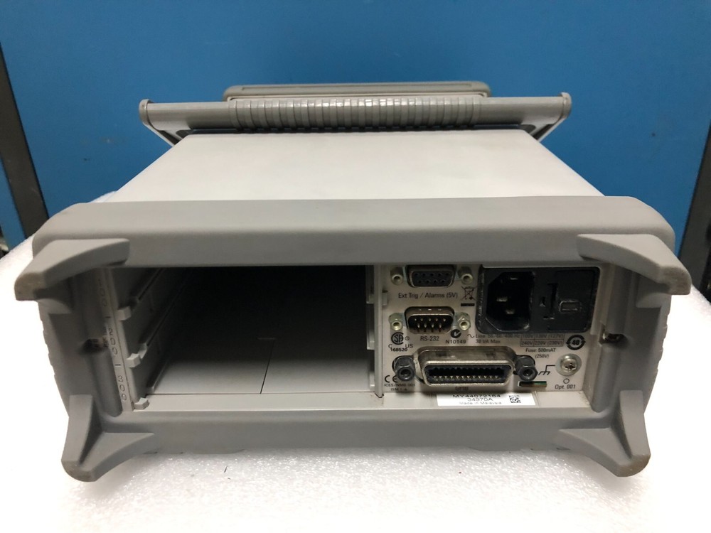 Agilent / HP 34970A Data Acquisition / Data Logger Switch Unit with DMM