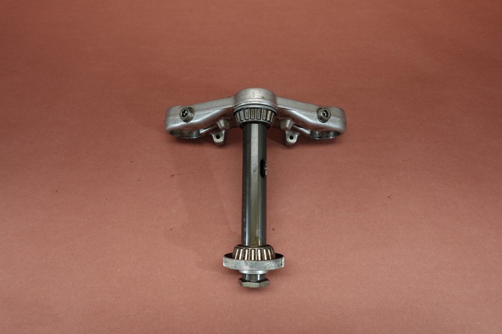 1983 - 1992 BMW K100 RS Triple Tree Lower Clamp Stem