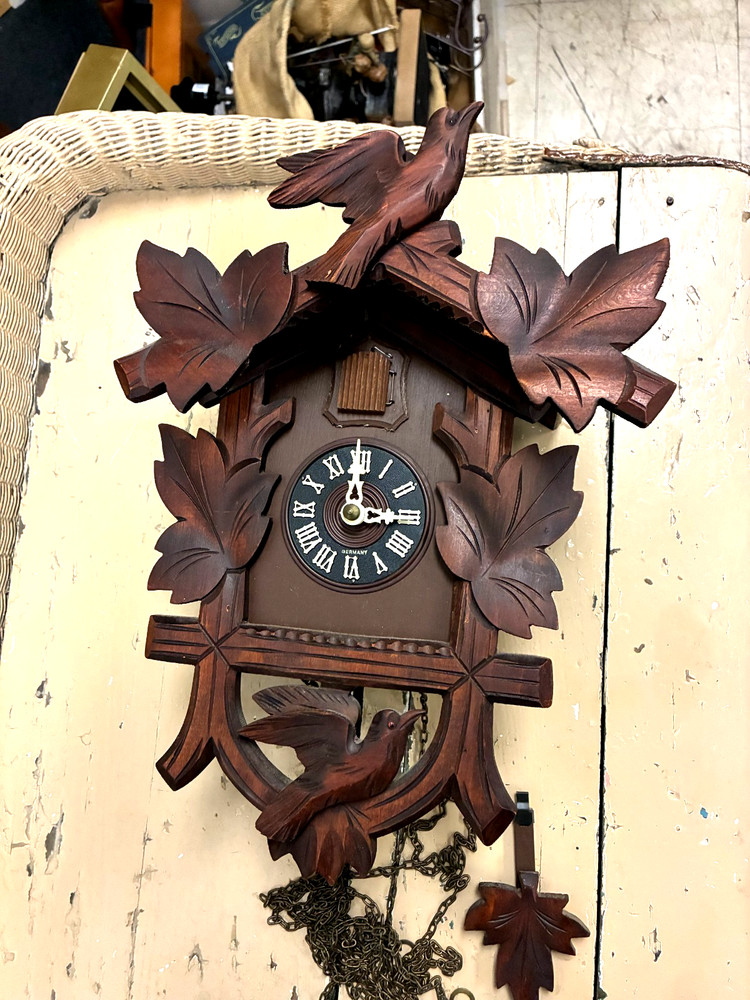 GERMAN CUCKOO CLOCK 100% WORKING CONDITION 3.6LB WEIGHTS EA.