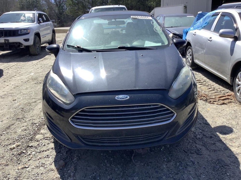 FIESTA 2014 Glove Box 4558032