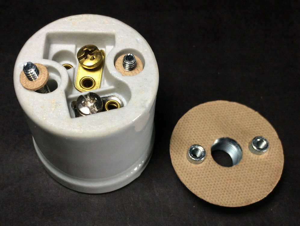 New Medium Base (E26) Keyless Glazed Porcelain Lamp Socket With Flange #PS712