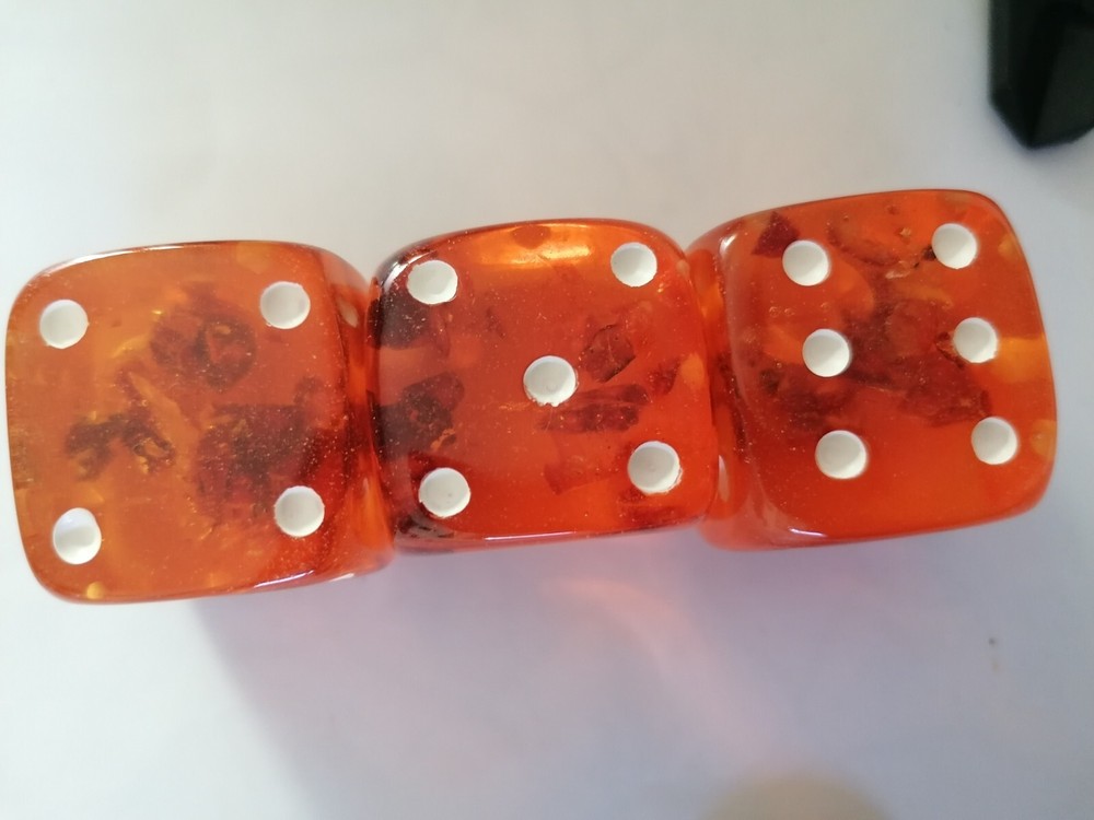 3 HANDMADE BALTIC AMBER Dice