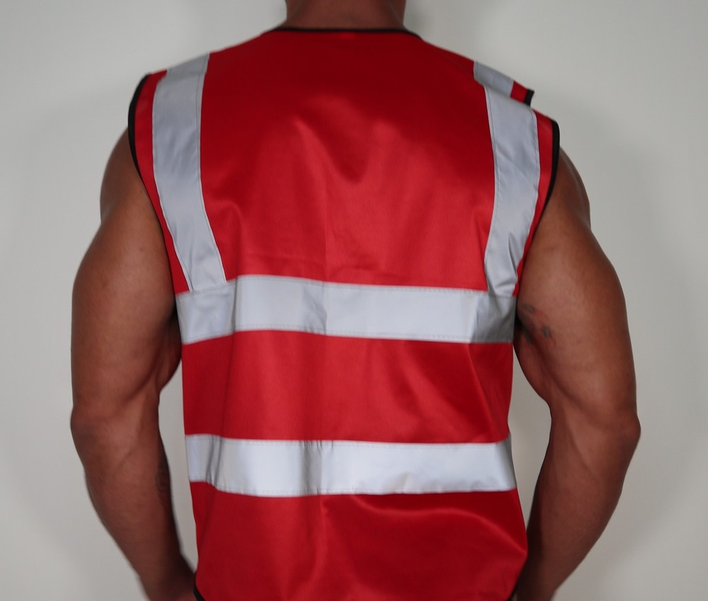 RED REFLECTIVE VEST SIZE LARGE