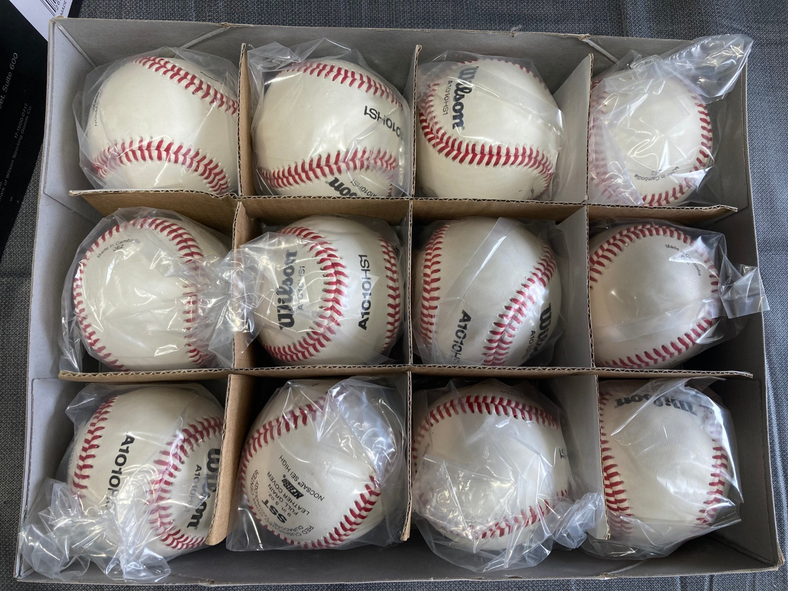 Wilson A1010 HS1 SST High School Baseball -12 Piece, White