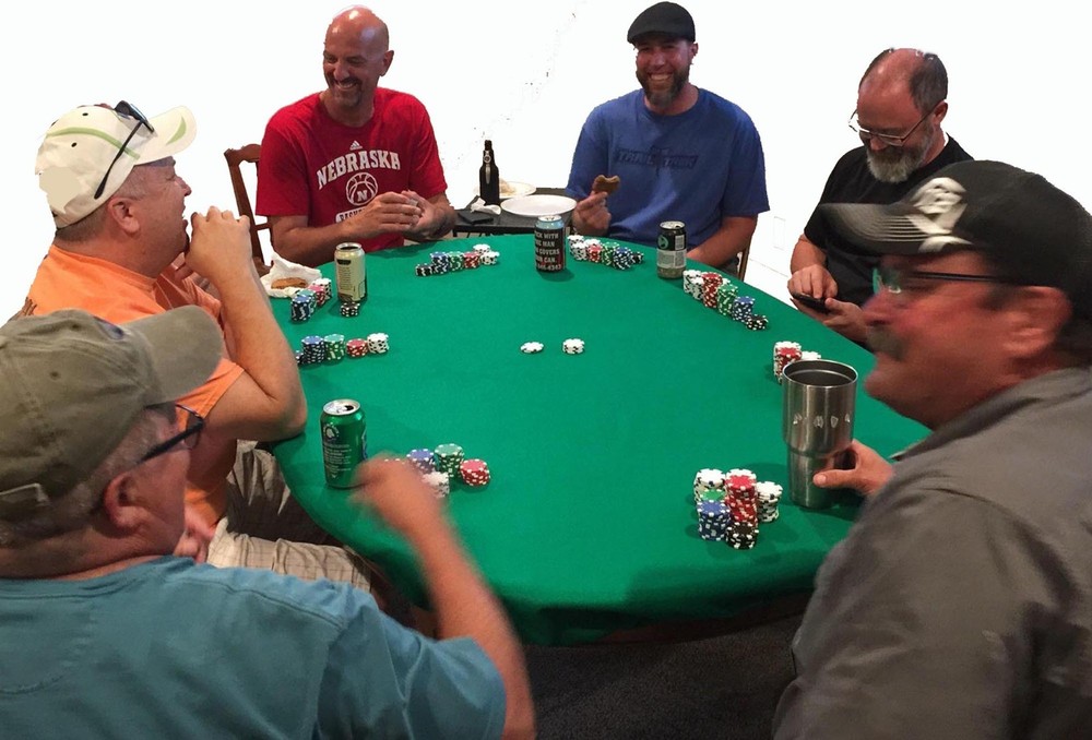 Felt Poker table cover - Ruby Red for round table - elastic edge - MTO fs